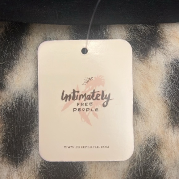 NWT Free People silver sequin bra medium - Picture 4 of 6